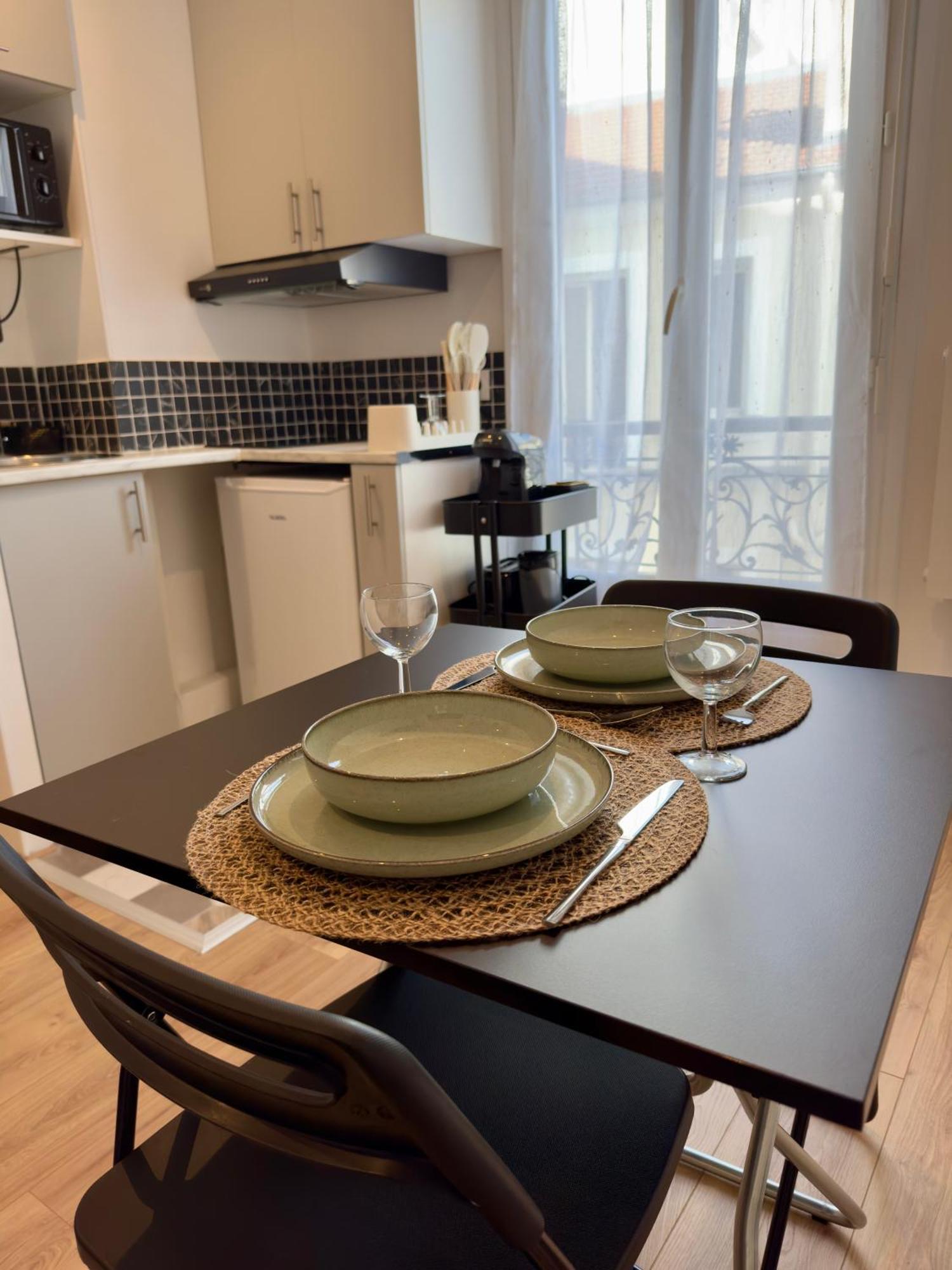 Superb And Elegant Apartment In Paris' Heart Bagian luar foto
